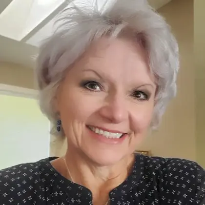 Vickie Duchscherer, Principal Broker