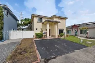 3BD/2BA gem in Miami Gardens! 1,520 sqft, no HOA, tile floors, huge lot & pool potential. Minutes from I-95 & Hard Rock. Priced at $595K. DM me!