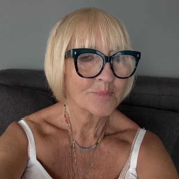 Elizabeth Pieszak