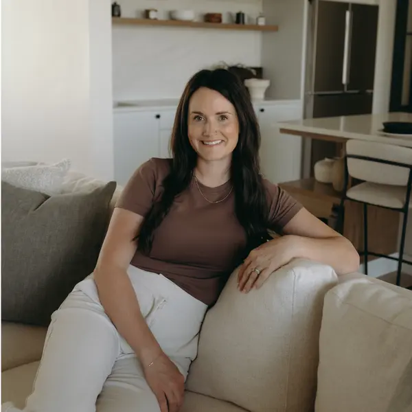Leanne McNabb