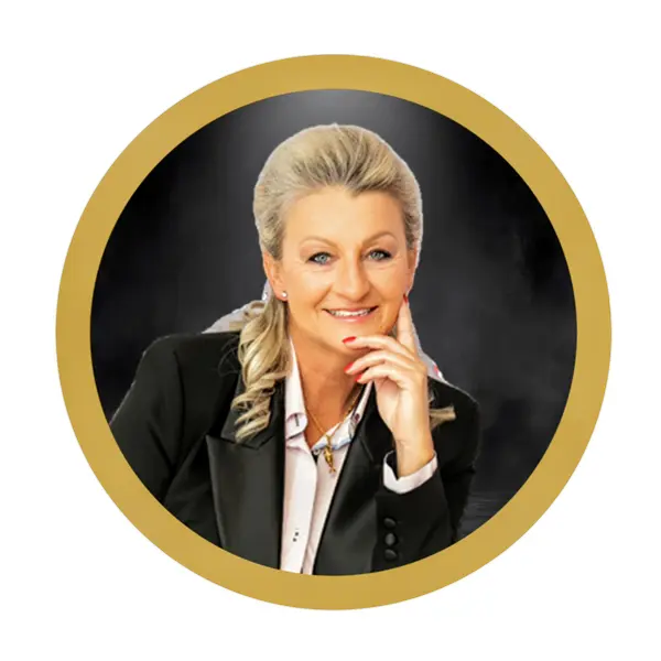 Elizabeth Steele, REALTOR