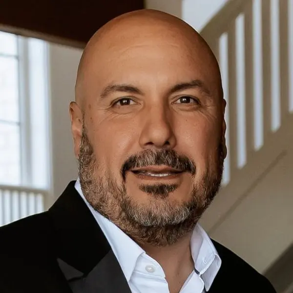 Luciano Tames