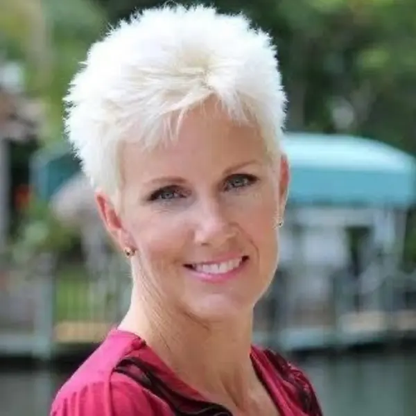 Sherri Stoehner