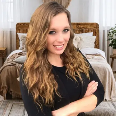 Maddi Thompson