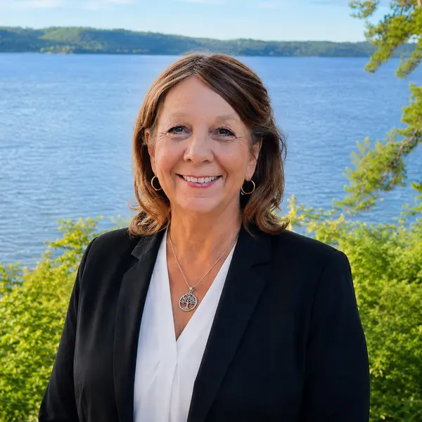 Lori Simonson