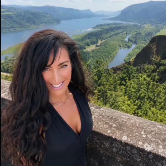 LuzMaria Simmons