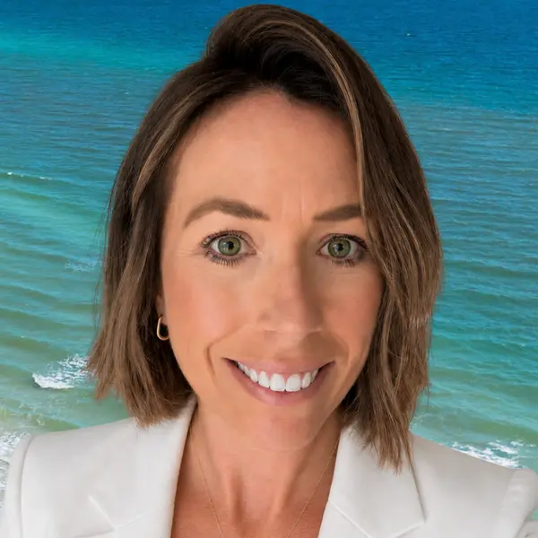 Tia Collis