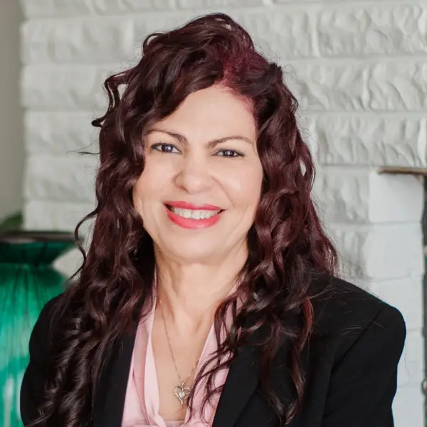 Elizabeth Pabon-Hall