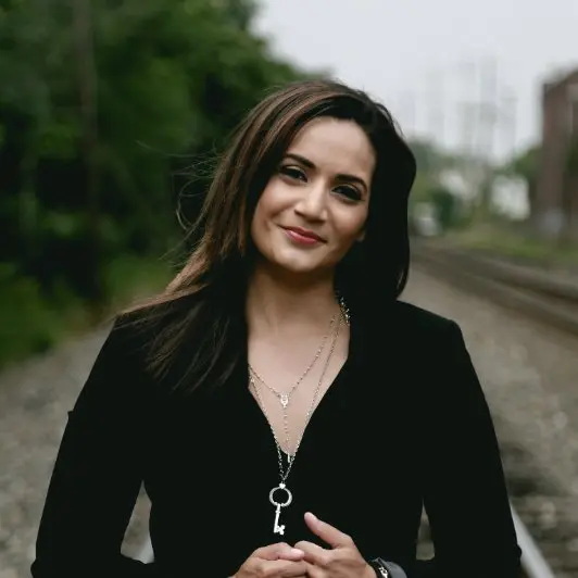 Chrissy Keys