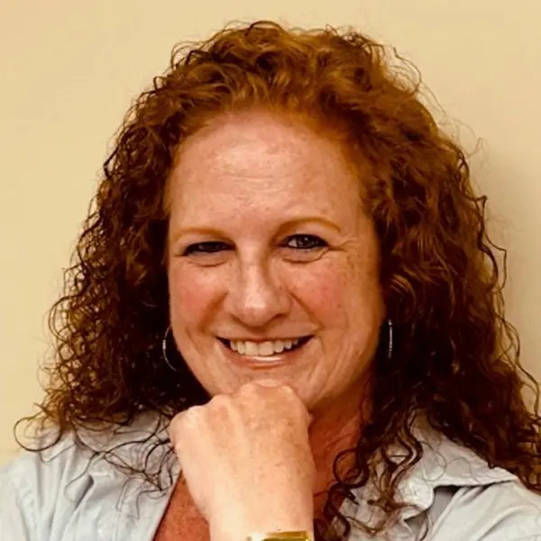 Laurie Damurjian
