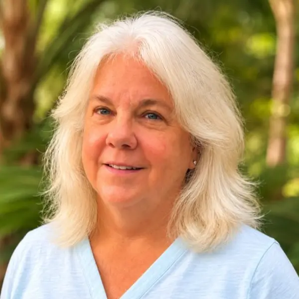 Lynne Eder