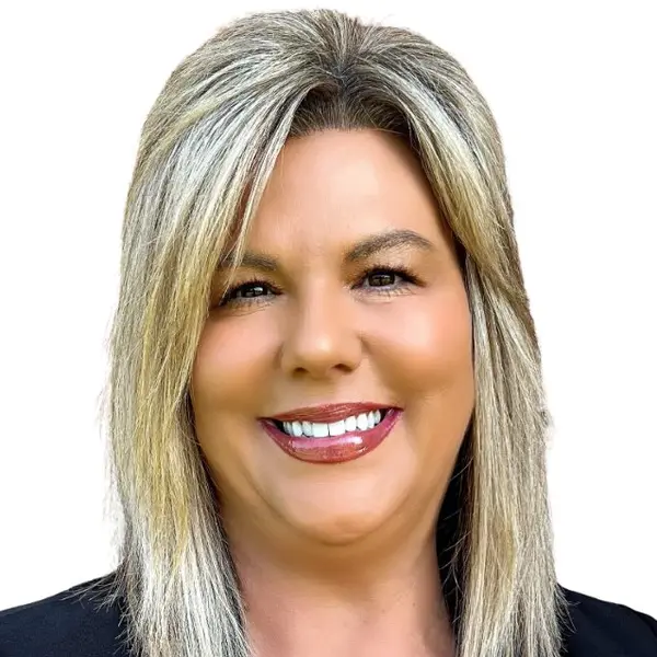 Lisa Gold