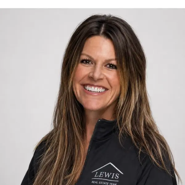 Tami Lewis