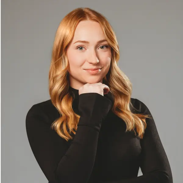Savannah Collins