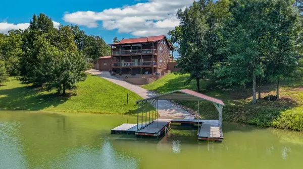 Douglas Lake Waterfront Home with Private Dock for Sale in Dandridge, TN,Scottie Hooper