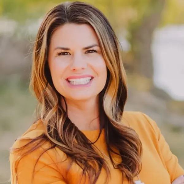 Nicole Lynch