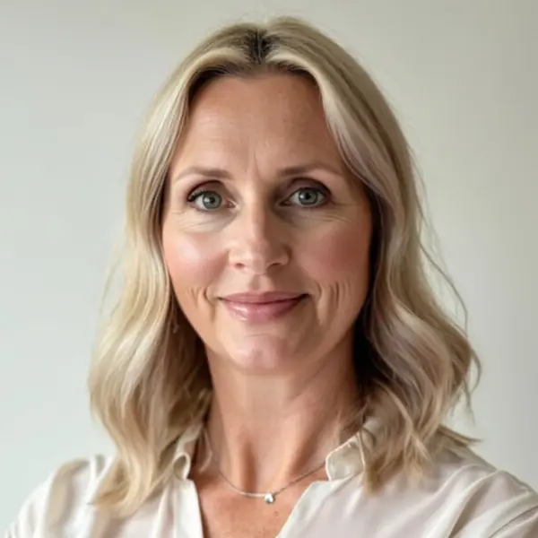 Jennifer Scoles