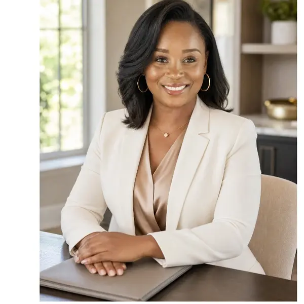 Monique Curtis