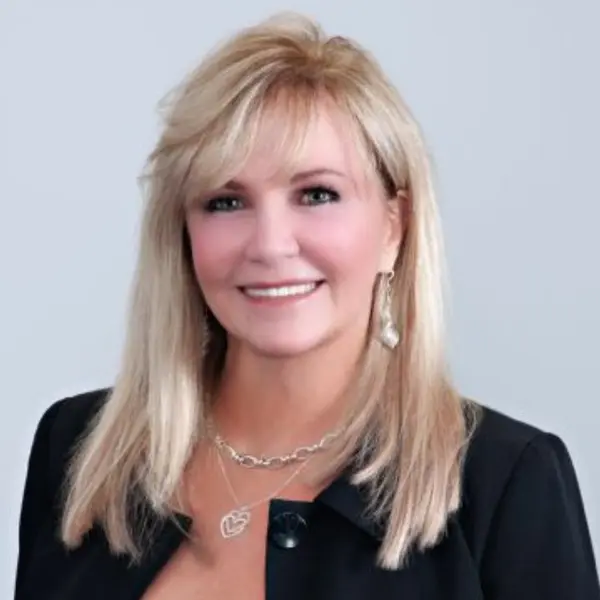 Kathleen Behr