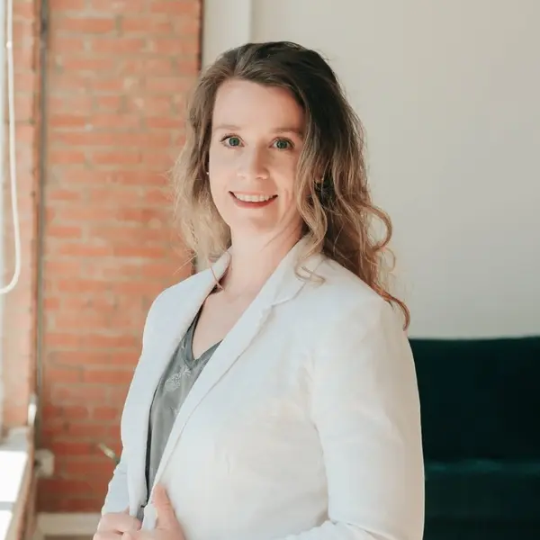 Jennifer Kirk