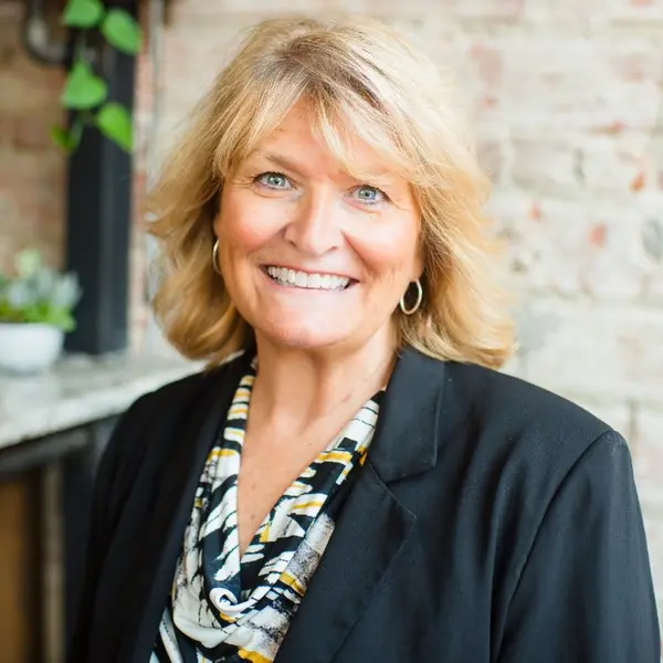 Debbie Groh