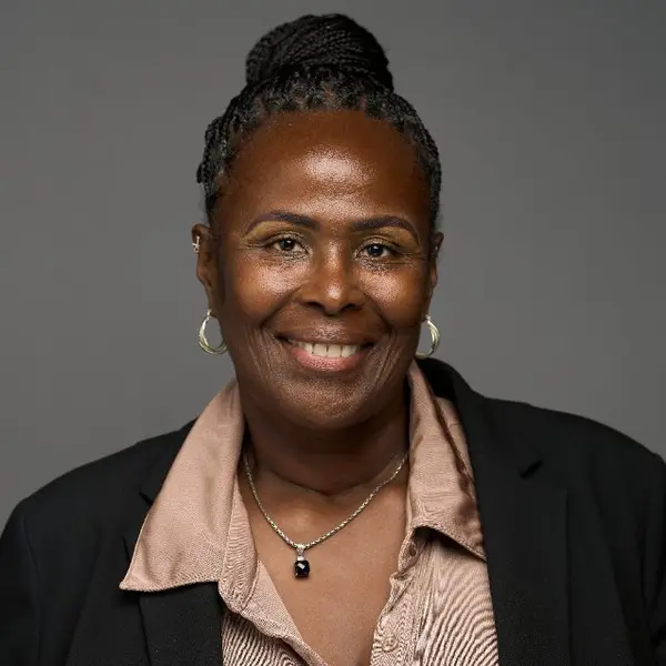 Alicia Glover